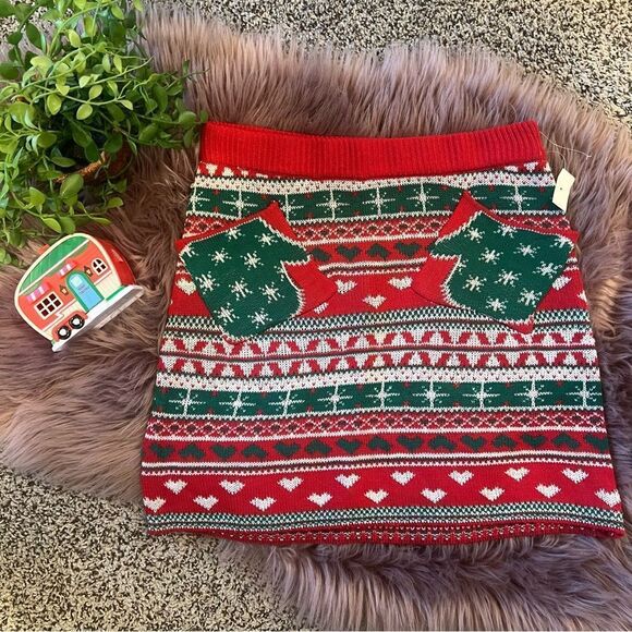 Love On A Hanger NWT Ugly Christmas Sweater Mini Skirt Sz M Red Green Fair Isle - Picture 2 of 10